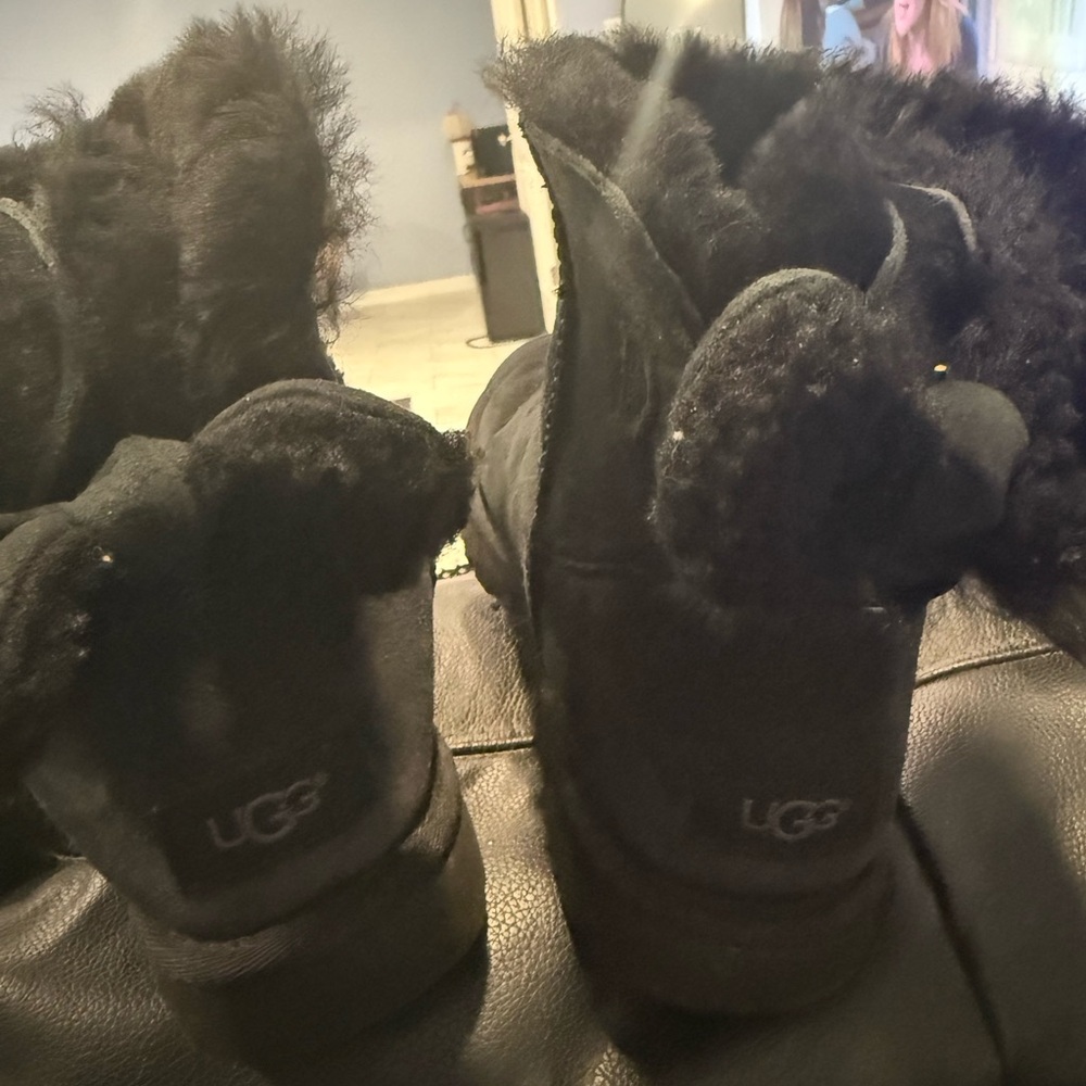 UGG Black Winter Boots with Plush Lining